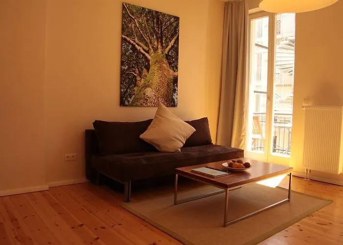 Schoenhouse Avenue - Digital Access *