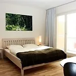 Schoenhouse Avenue - Digital Access Апартаменты Берлин