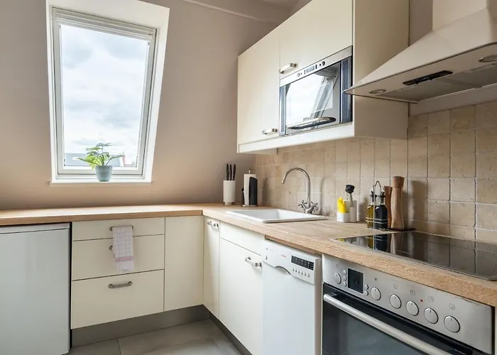 Schoenhouse Avenue - Digital Access * Berlín