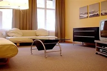 Schoenhouse Avenue - Digital Access Берлин