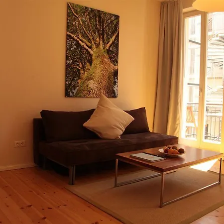 Schoenhouse Avenue - Digital Access *